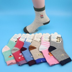 New mid-calf children's socks, men's and women's baby socks wholesale, infant cartoon cotton socks, autumn and winter children's socks