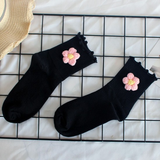 Korean style trendy wool flower socks for women, handmade flower socks with ruffled edges, sweet and three-dimensional flower mid-calf socks, Instagram socks.