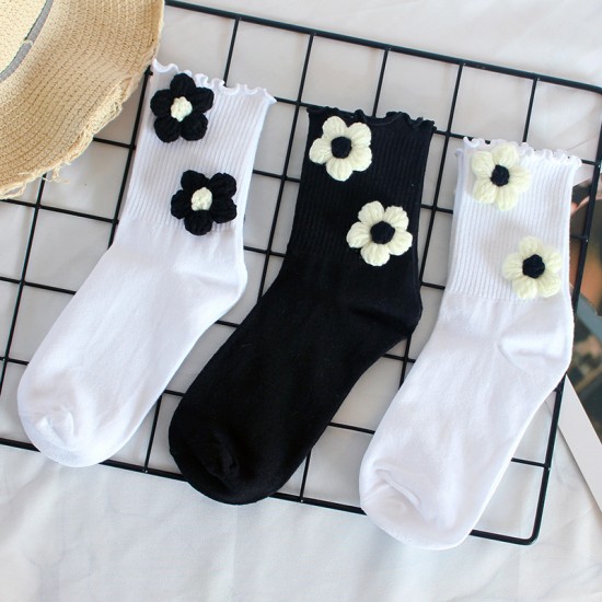 Handmade Knitted Flower Socks for Women - Ins Trendy Ruffled Rolled Cuff Socks, Japanese-Style Mid-Calf Sports Socks