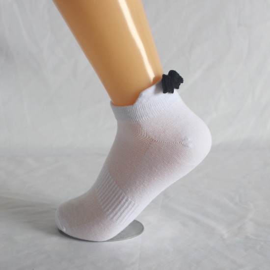 Small wing mesh boat socks, women's sports short socks, summer sweat-absorbent black and white running socks, women's cute student cotton socks