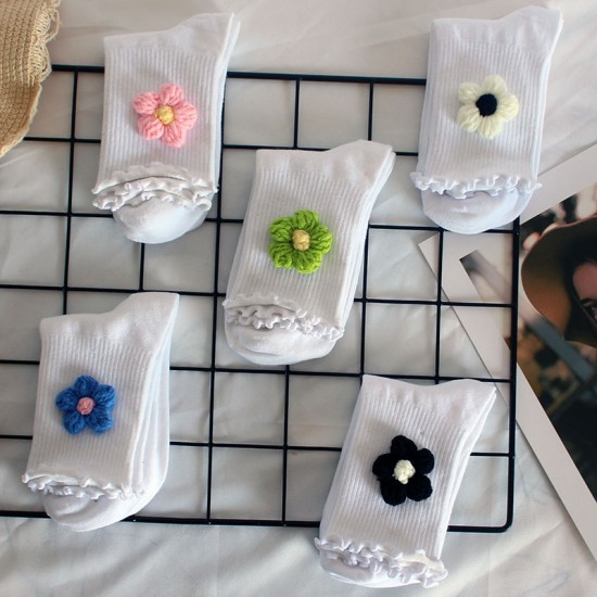 Korean style trendy wool flower socks for women, handmade flower socks with ruffled edges, sweet and three-dimensional flower mid-calf socks, Instagram socks.