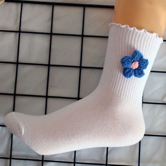 Korean style trendy wool flower socks for women, handmade flower socks with ruffled edges, sweet and three-dimensional flower mid-calf socks, Instagram socks.